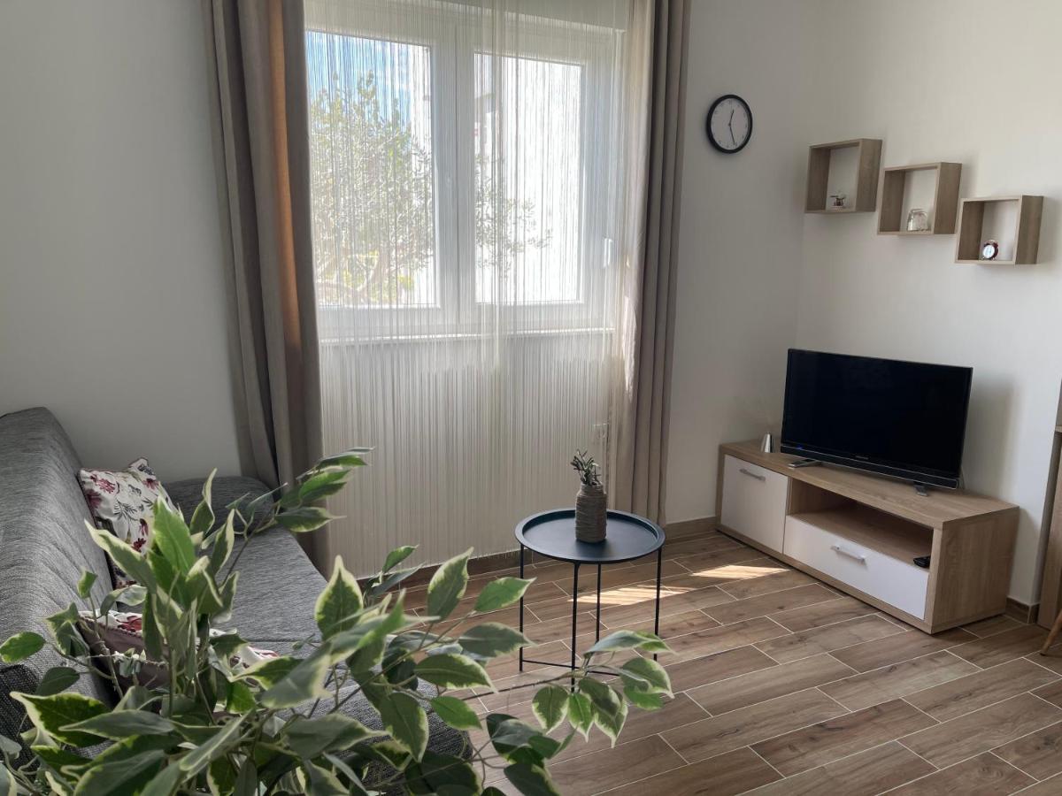 Apartman Solin 2, Parking Exterior foto