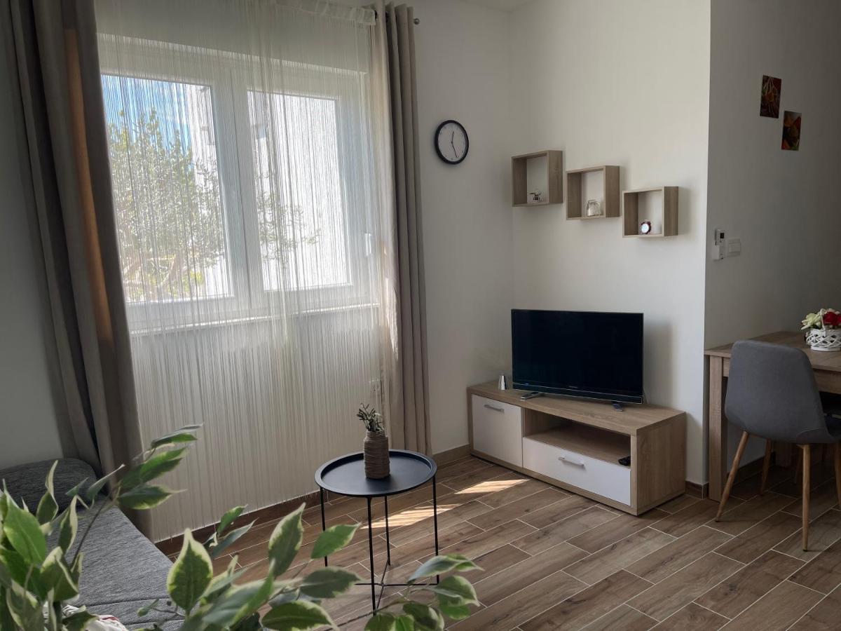 Apartman Solin 2, Parking Exterior foto